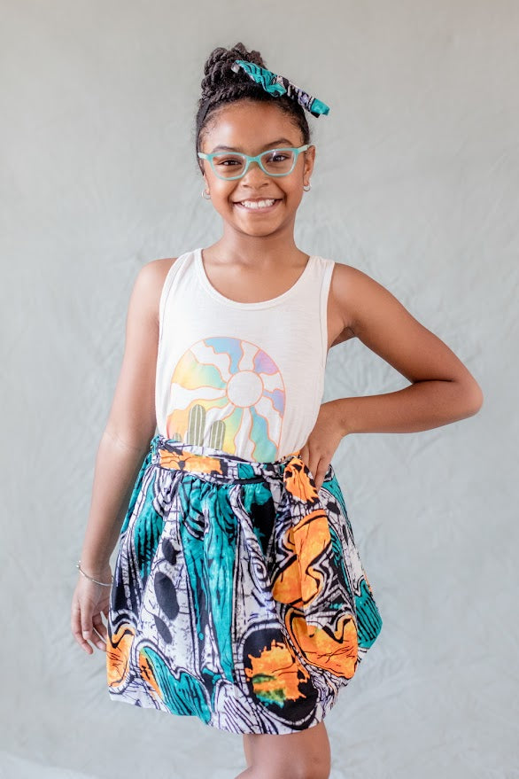 Moyin Girl skirt- Graphic color